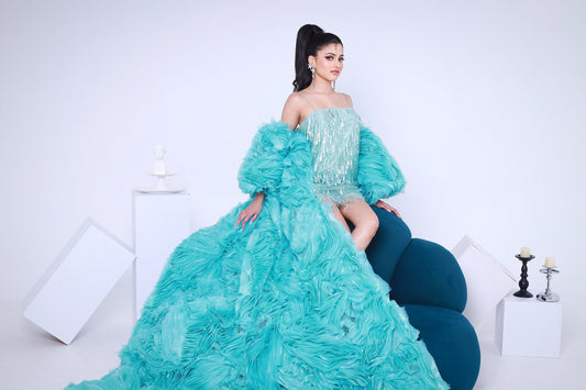 Rising Star: Riona Dighe Approved to Walk the Runway